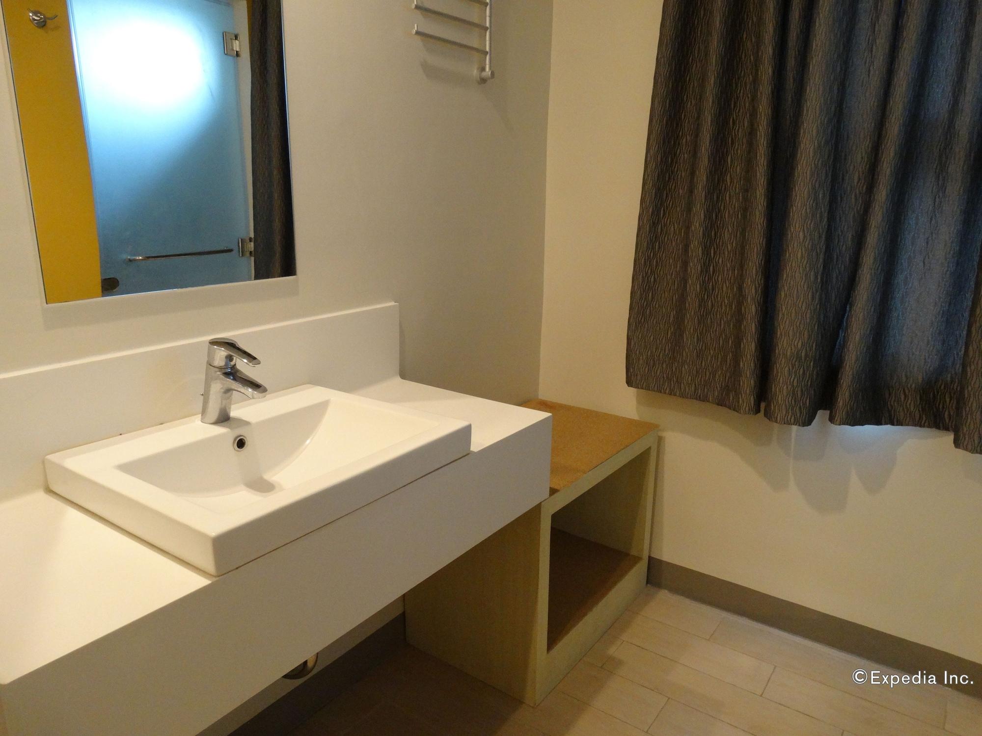Go Hotels Lanang - Davao Luaran gambar