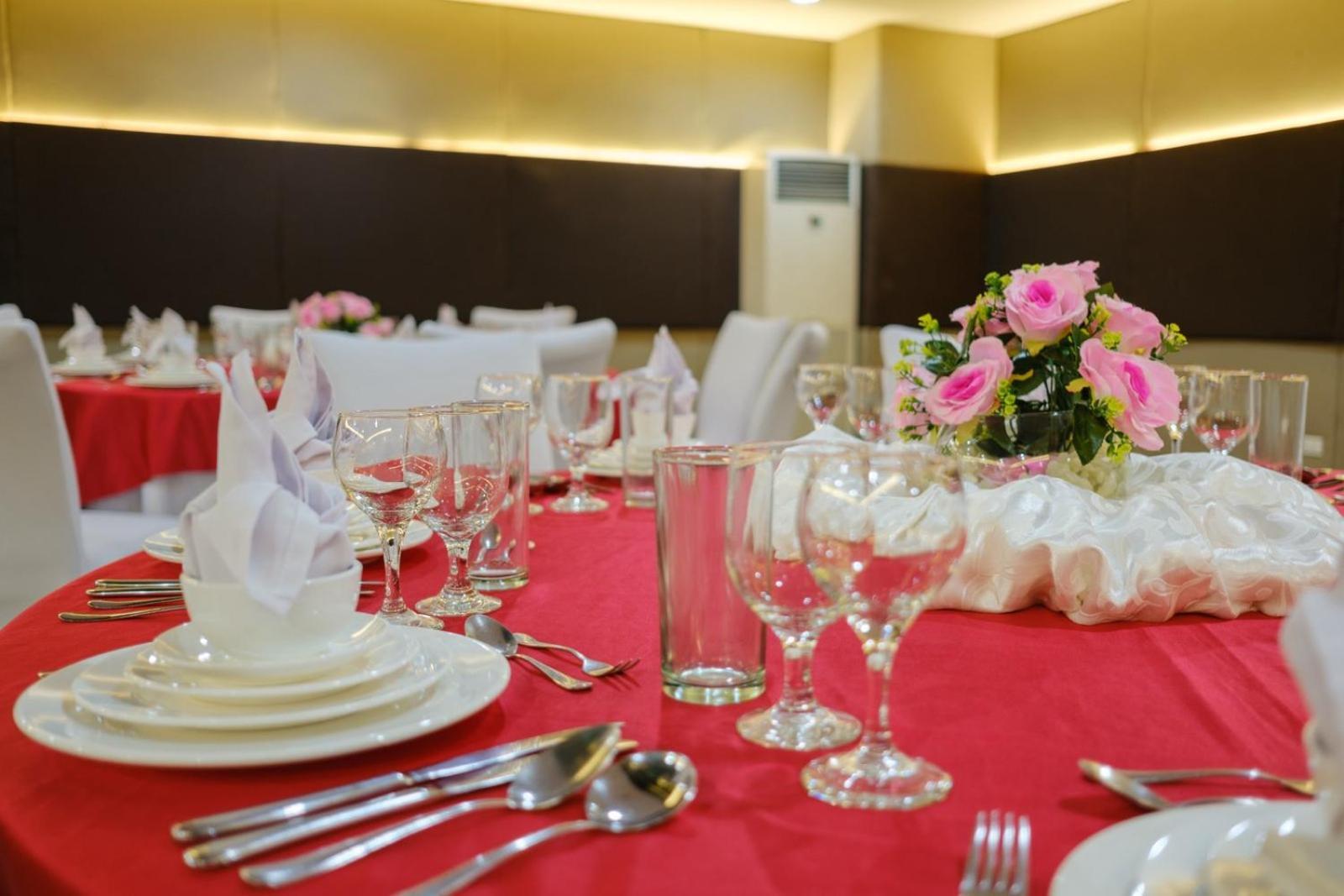 Go Hotels Lanang - Davao Luaran gambar