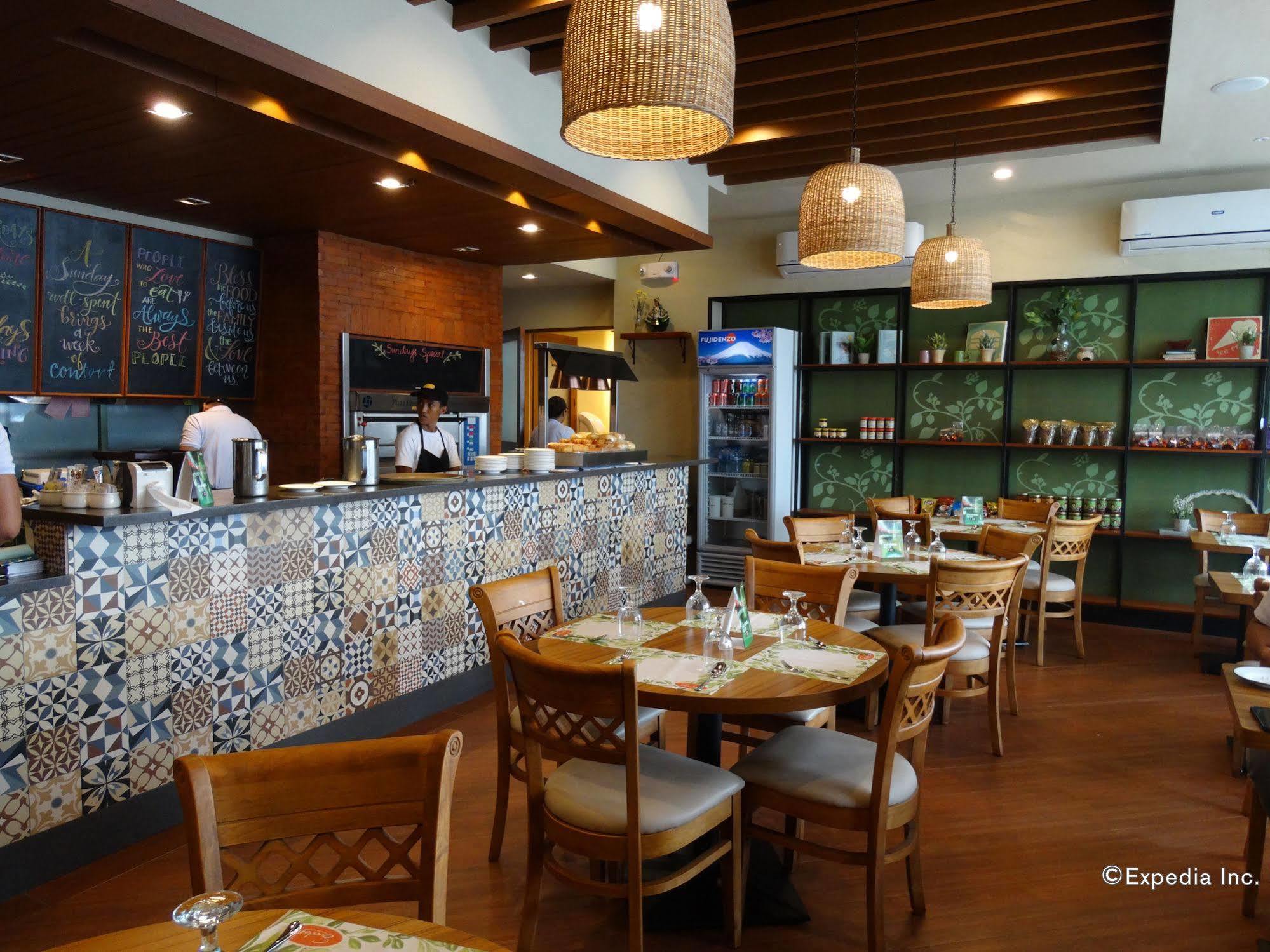 Go Hotels Lanang - Davao Luaran gambar